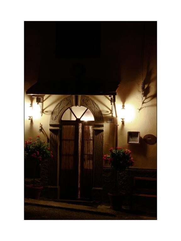 קסטל דל פיאנו Borgo Tepolini Country House מראה חיצוני תמונה