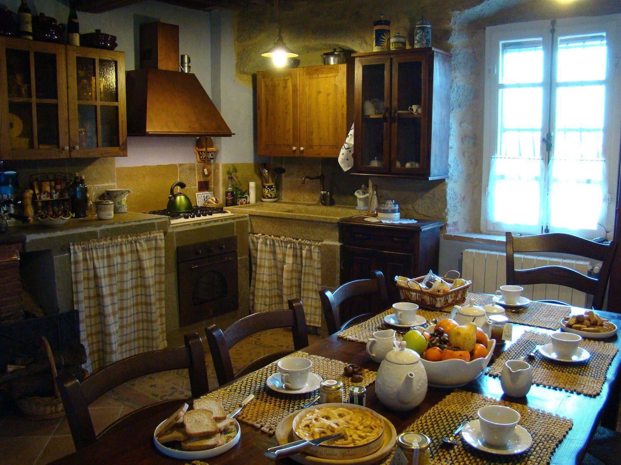 קסטל דל פיאנו Borgo Tepolini Country House מראה חיצוני תמונה